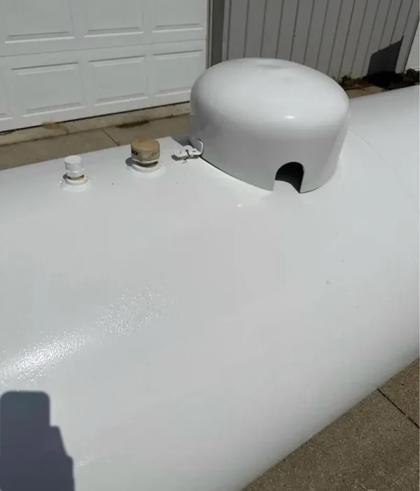 1000 Gallon Above Ground Propane Tank - Image 4