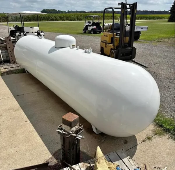 1000 Gallon Above Ground Propane Tank - Image 5