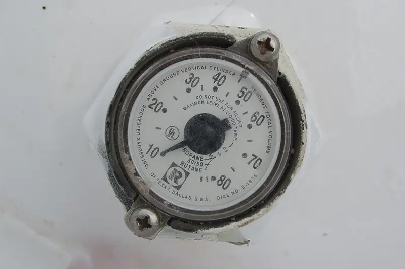 120 Gallon Vertical Propane Tank – ASME - Image 4